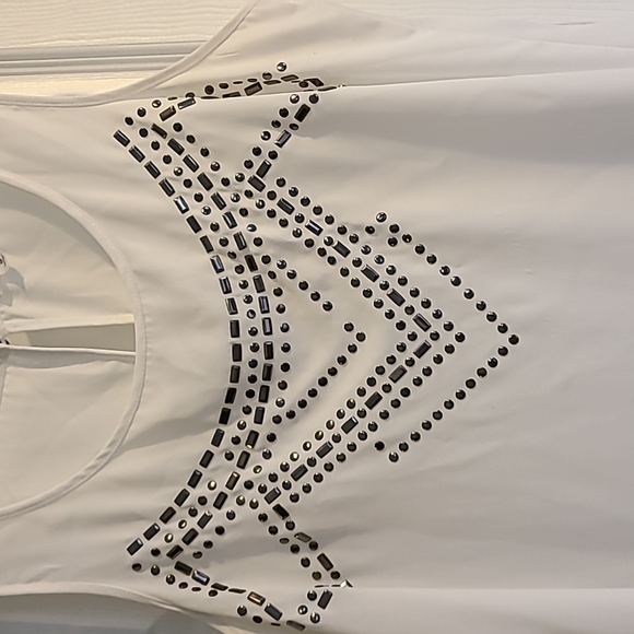 Tank Top - Picture 2 of 6